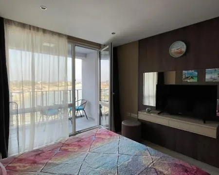 Апартаменты Private In Paradiso B 510 Несебр